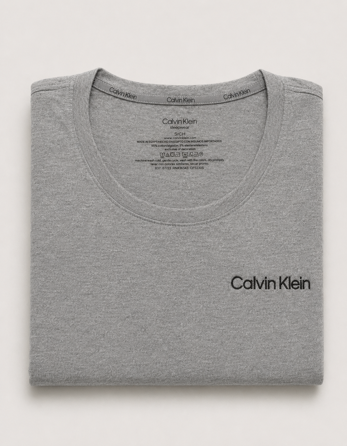Polera Manga Larga Calvin Klein | Talla indicada S