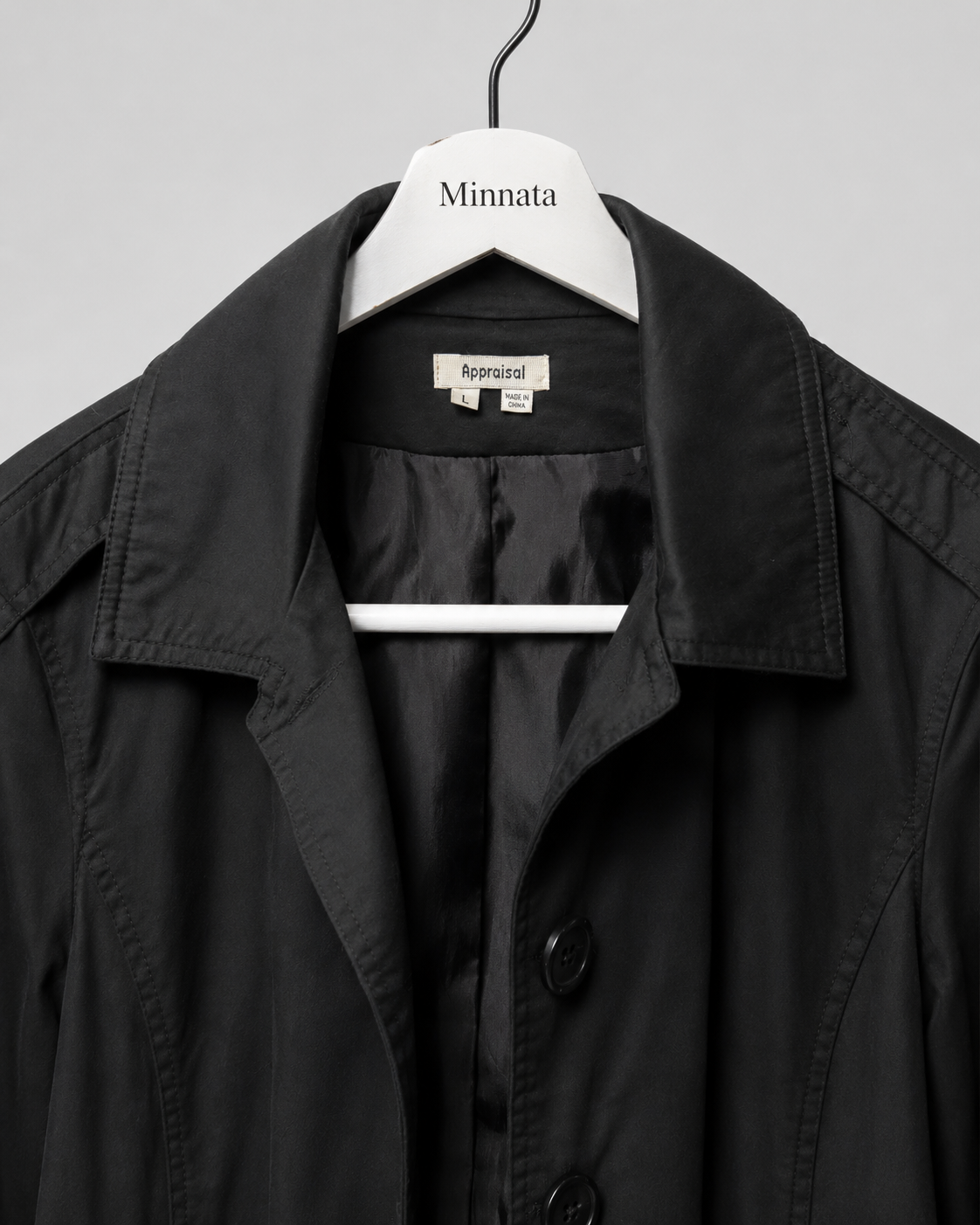 Trench coat negro clásico| Marca Appraisal | Talla L