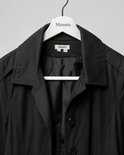 Trench coat negro clásico| Marca Appraisal | Talla L
