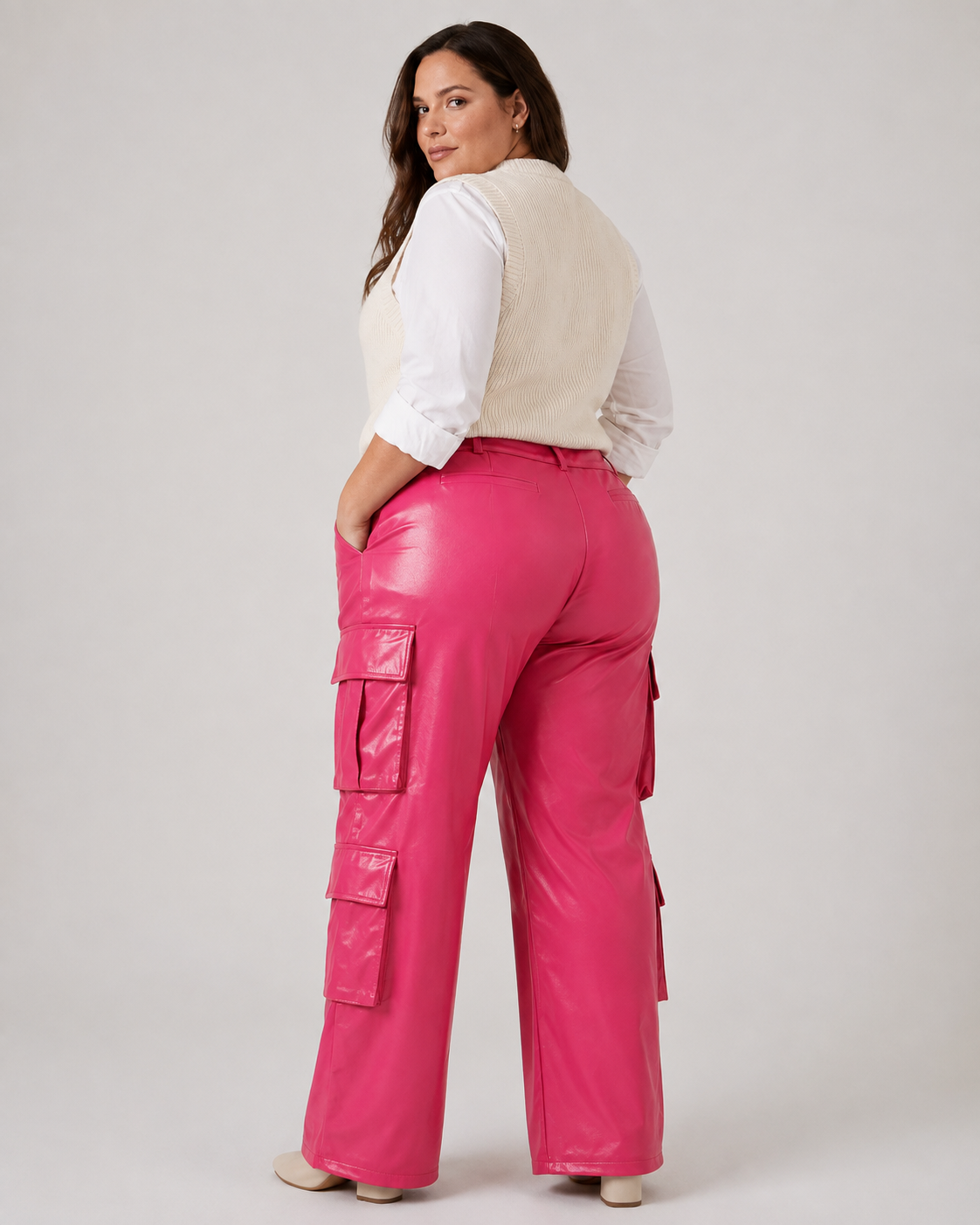 Pantalón cargo de cuerina Rosado Fucsia|  (Barbiecore) | Talla 44
