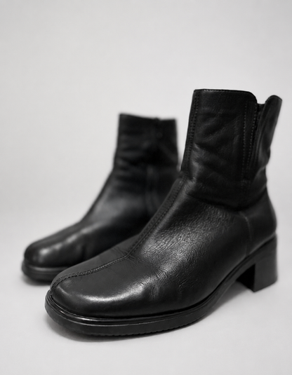 Botines marca Rieker Antistress | Cuero Genuino texturizado | Talla indicada 39