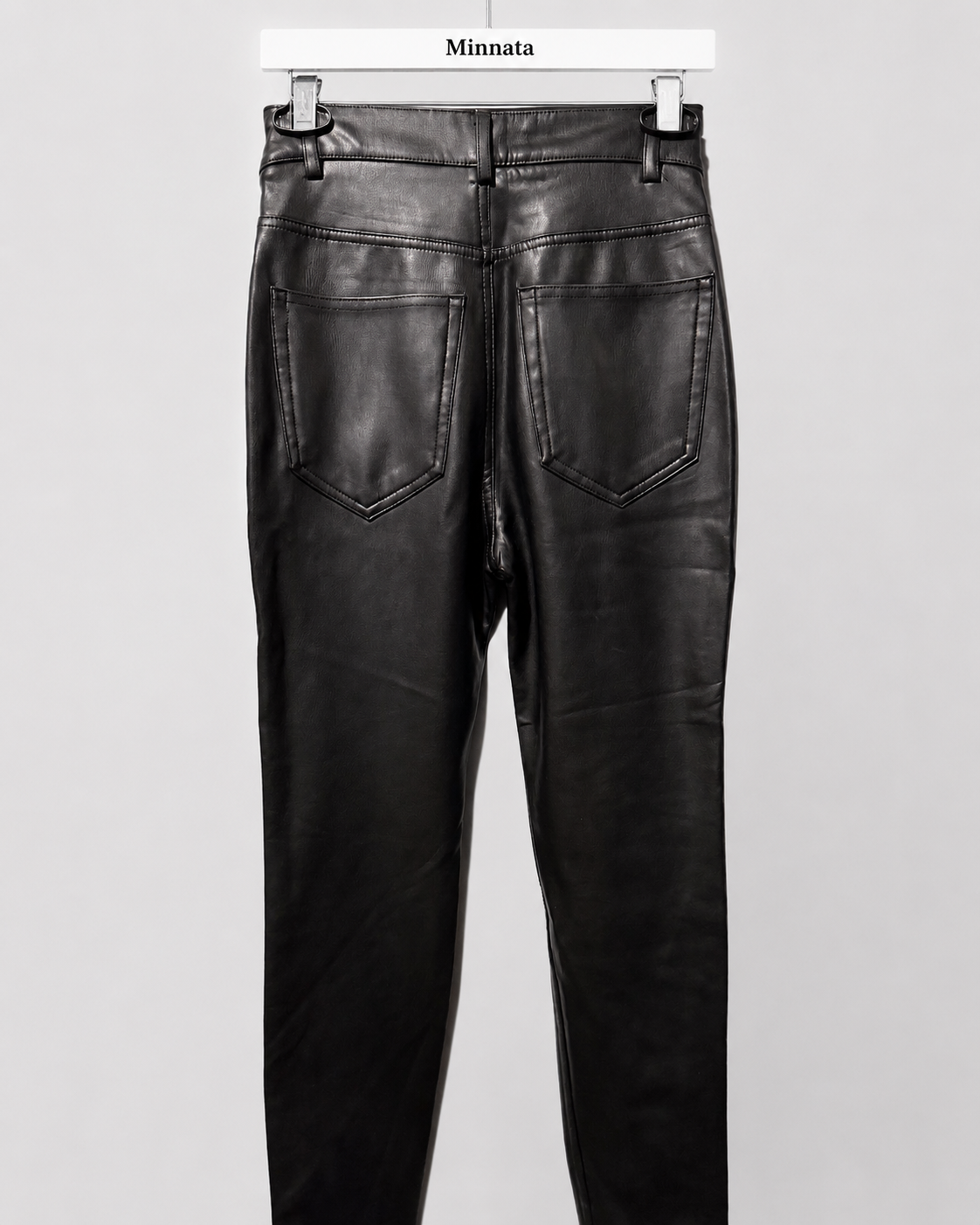 Pantalón símil cuero Pull&Bear |corte skinny tiro alto | Talla XS