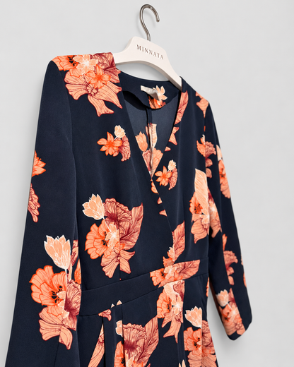 Enterito corto floral H&M azul marino con cinturón