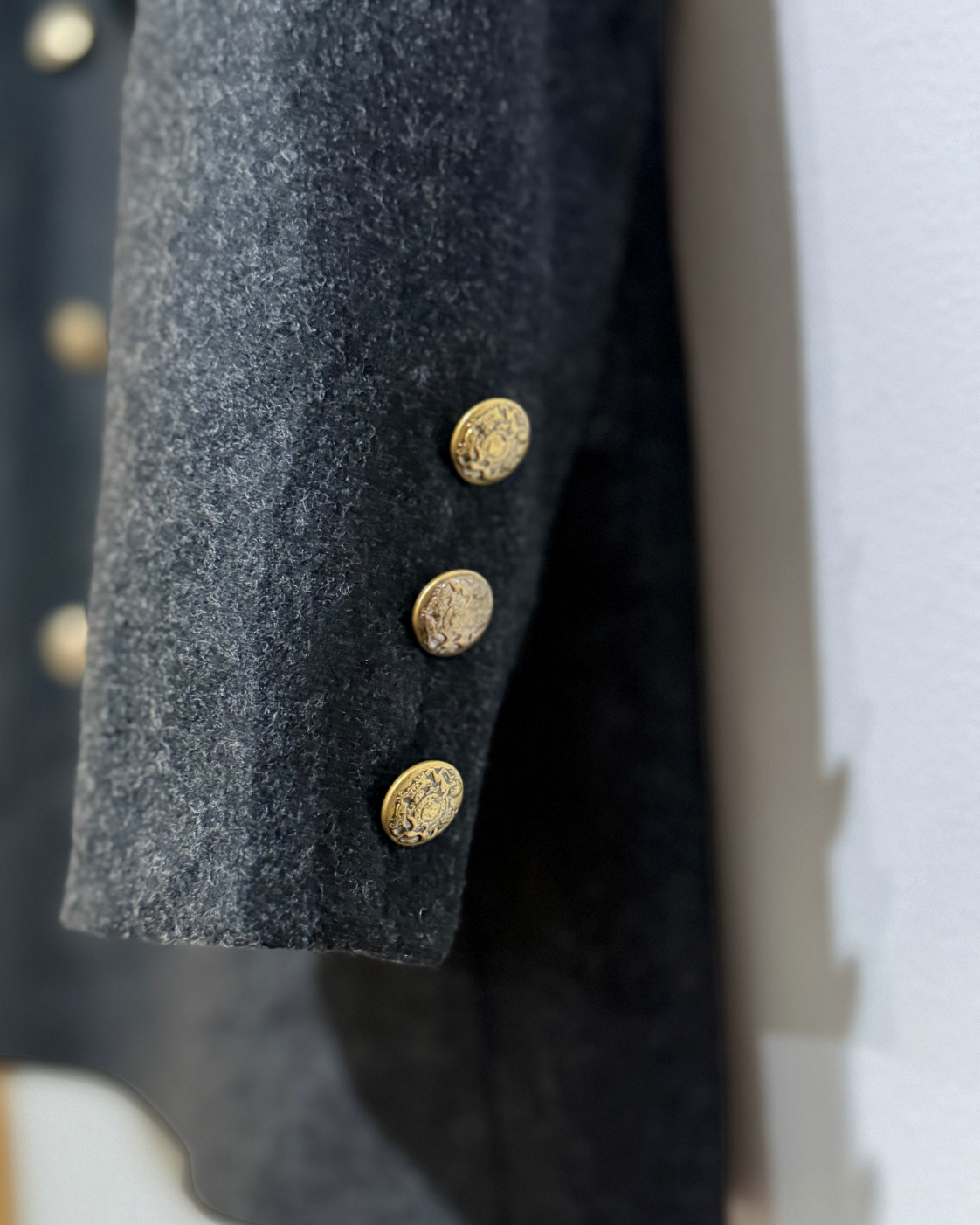 Abrigo vintage MARCONA · Design-Exclusiv | Lana | Botones Dorados | L - XL
