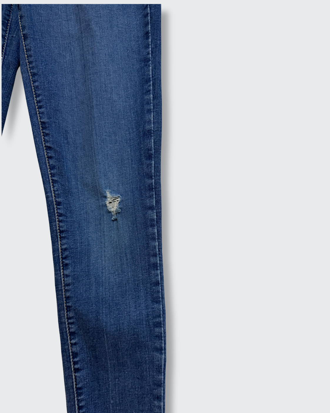 Jeans Levi's 710 Super Skinny · Talla 27