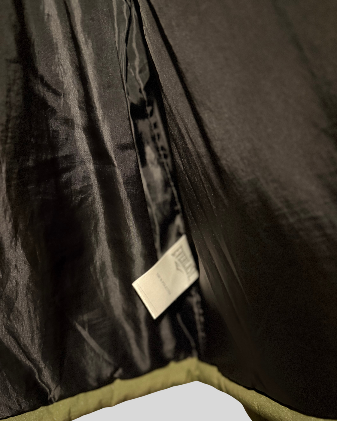 Parka puffer Everlast | Verde militar con capucha desmontable (100% poliéster)| Talla L